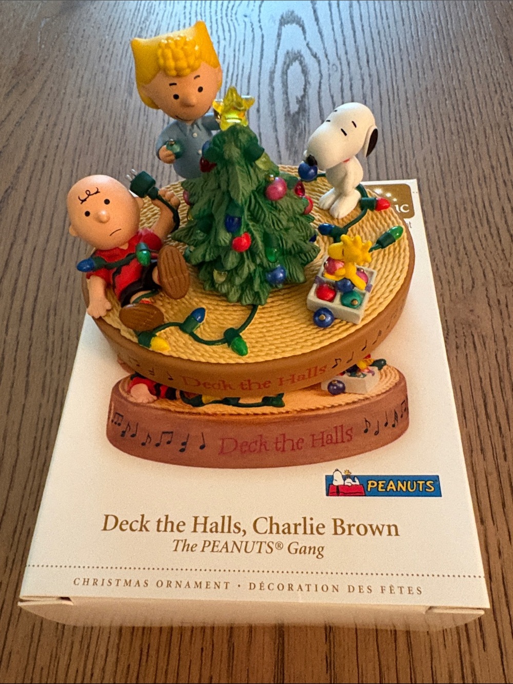 Like New w/Box Peanuts Ornament, Plays Deck the Halls/Lights Up See & Hear Video